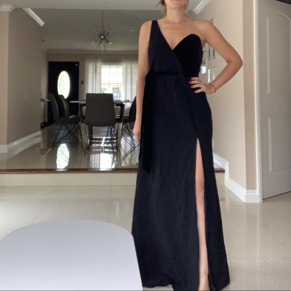 Jill Stuart One-Shoulder Wrap Crepe & Velvet gown - Picture 5 of 5